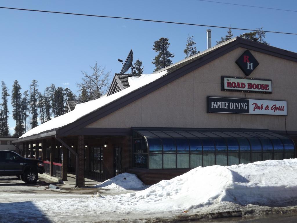 Canadas Best Value Inn Whitecourt Bagian luar foto
