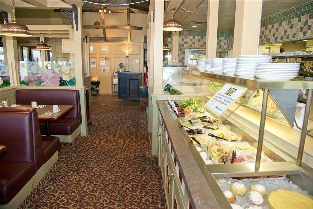 Canadas Best Value Inn Whitecourt Restoran foto