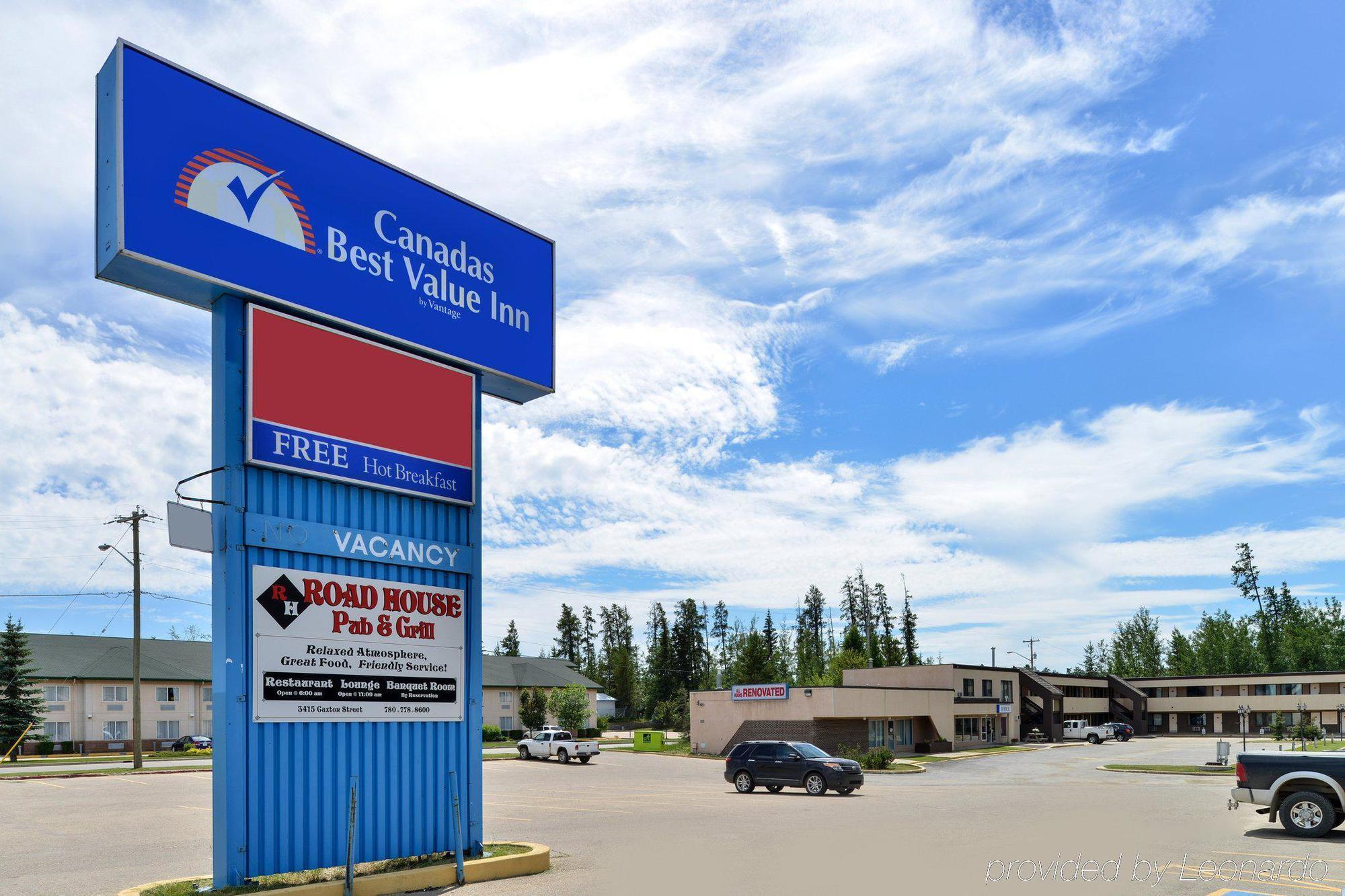Canadas Best Value Inn Whitecourt Bagian luar foto